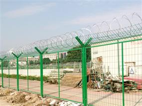 低碳钢丝护栏网隔离栅