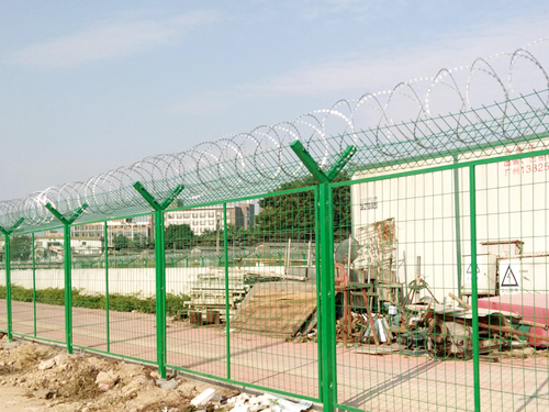低碳钢丝护栏网隔离栅